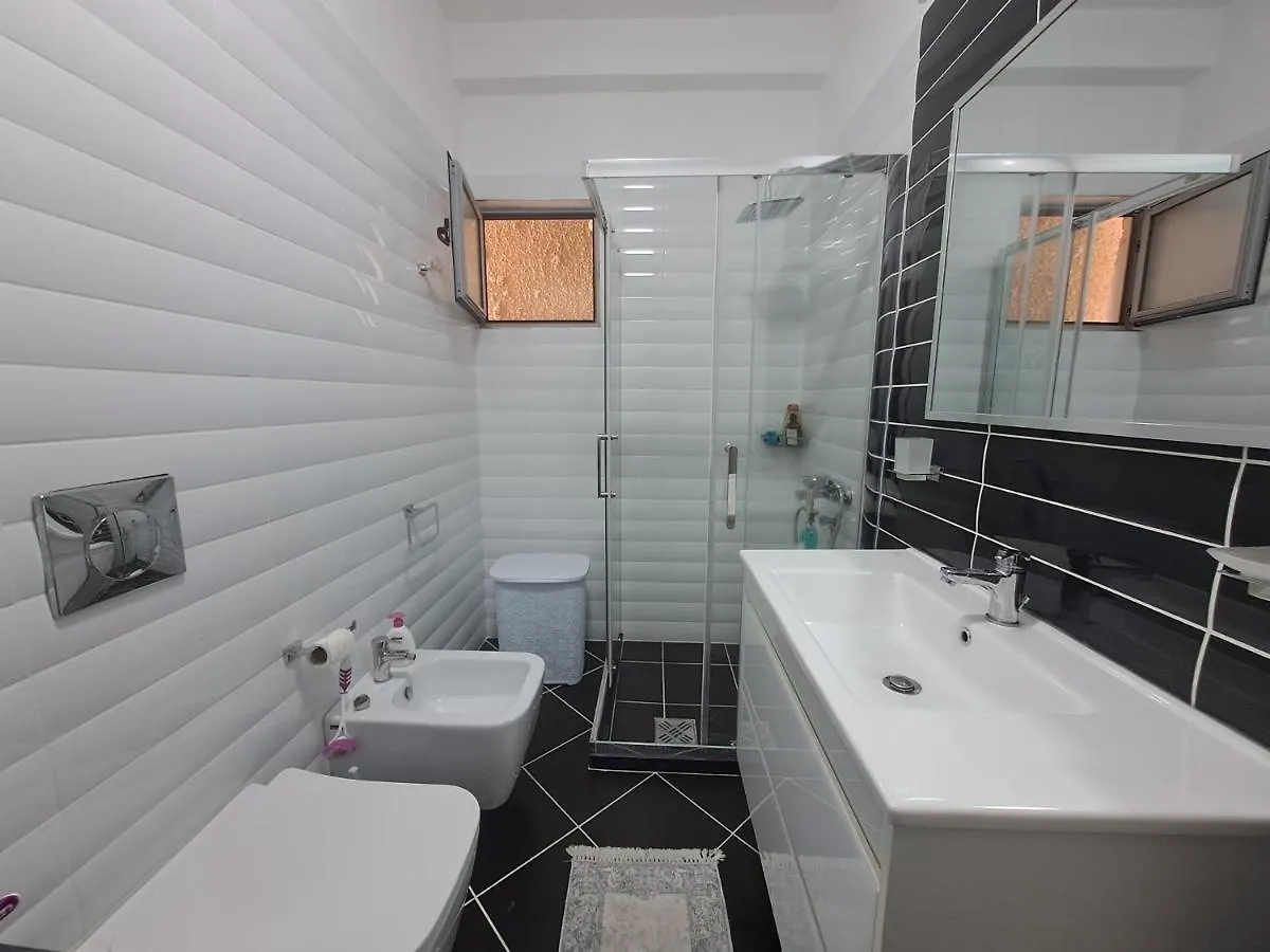 Ae Vlora Apartment 阿尔巴尼亚